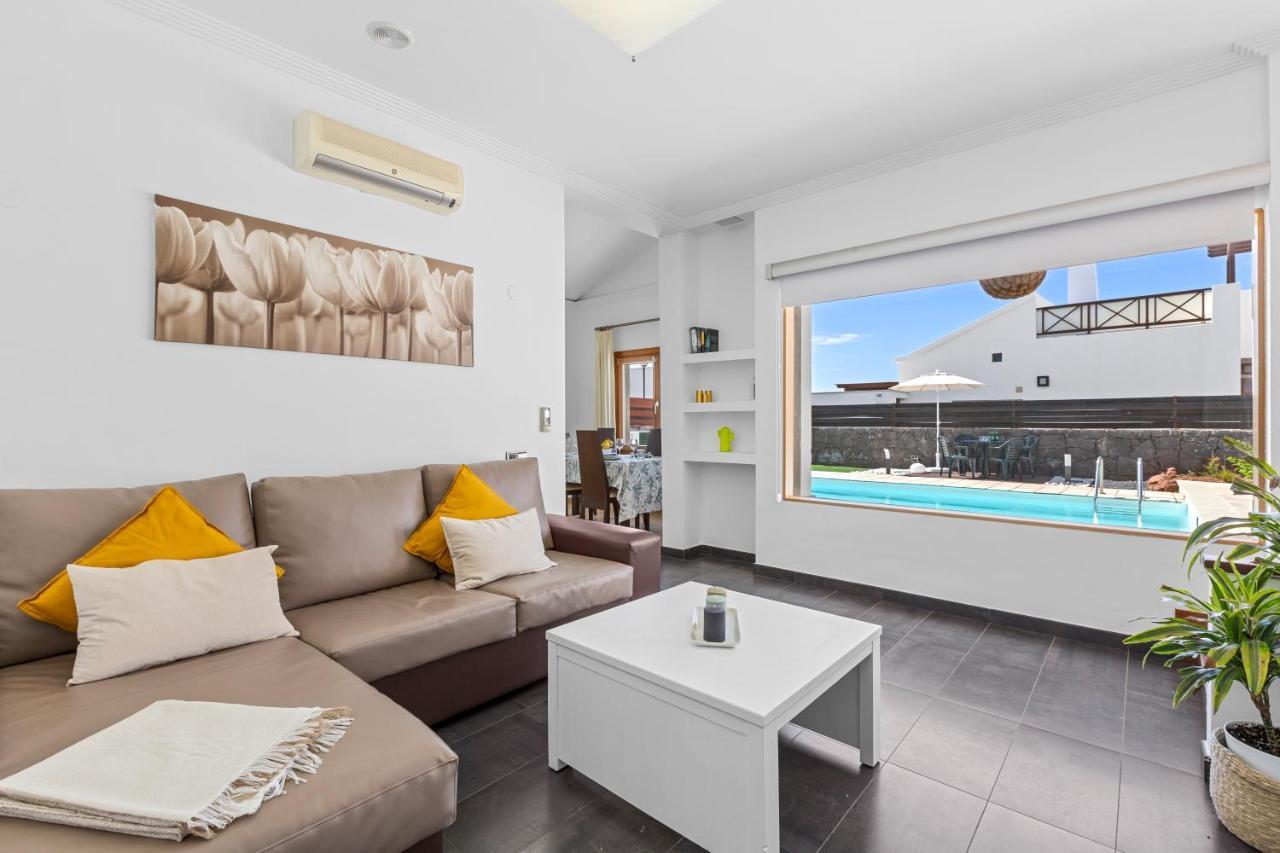 Siesta Suites Lanzarote Yaiza  Exterior photo